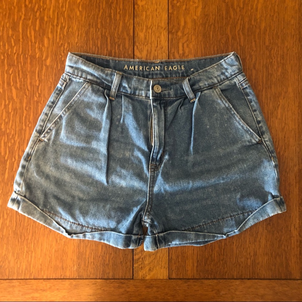AE mom jean shorts